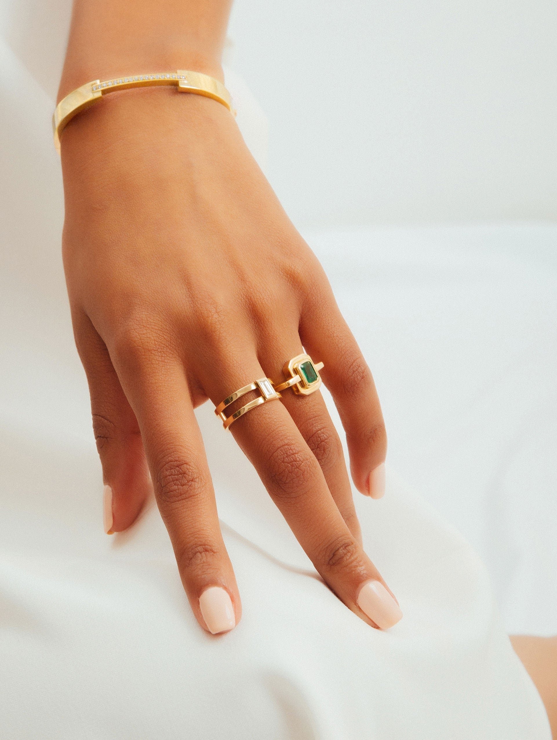 Entrelacs Gold & Emerald Ring