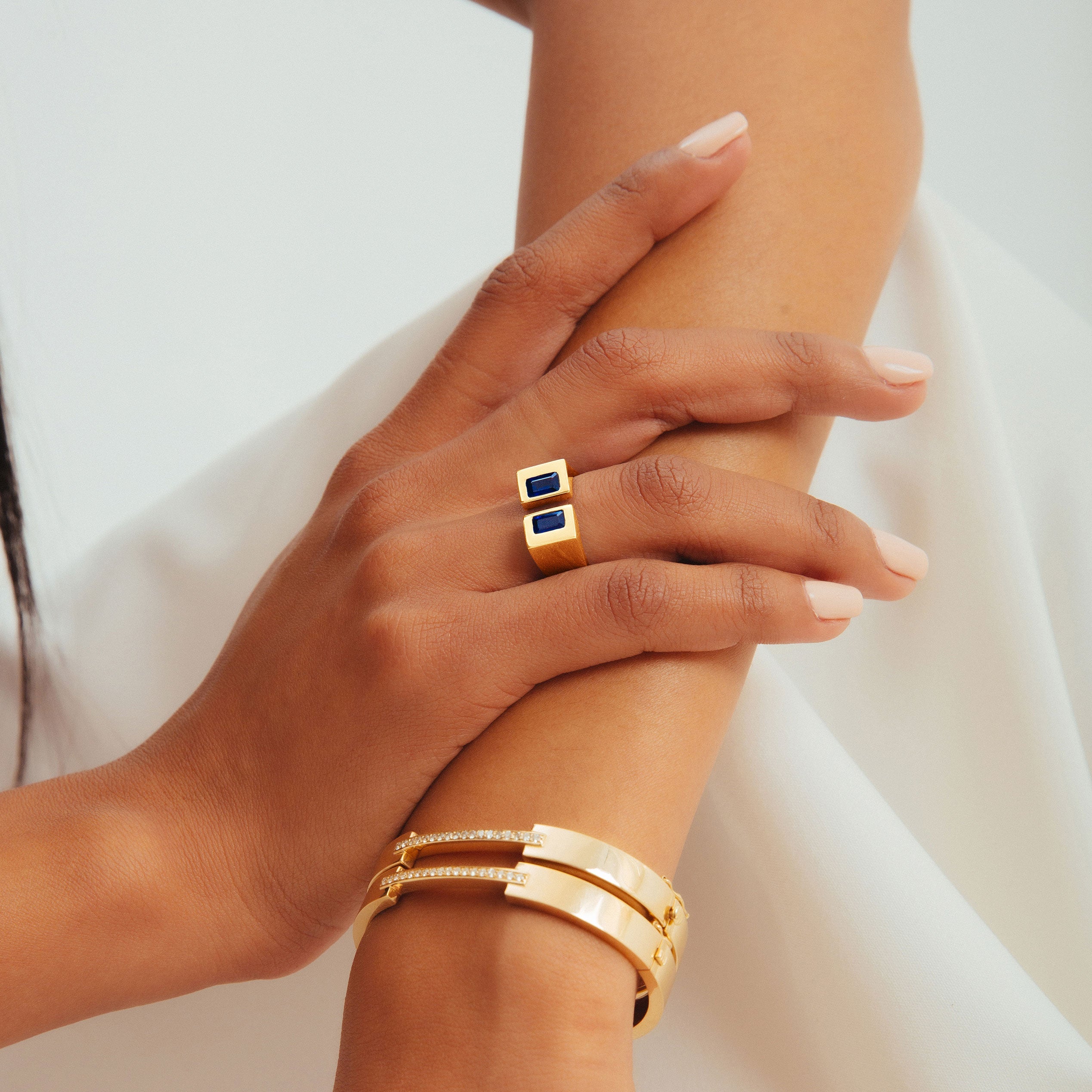 Toi & Moi Gold & Sapphires Ring